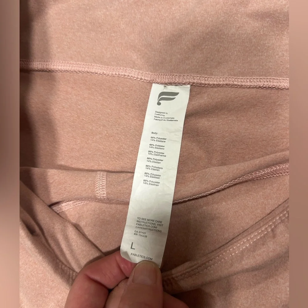 Fabletics pink capri